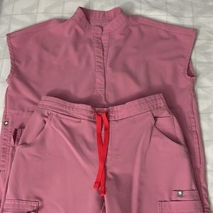 FIGS SCRUB CHALK PINK SET